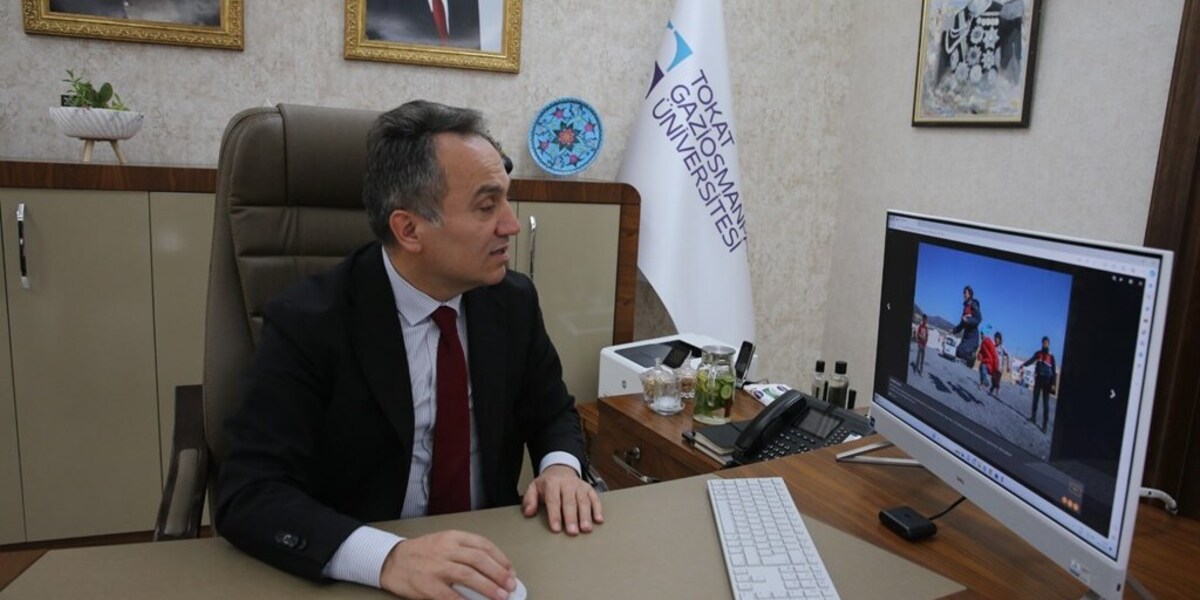 Rektörümüz Anadolu Ajansı’nın “Yılın Kareleri“ Oylamasına Katıldı