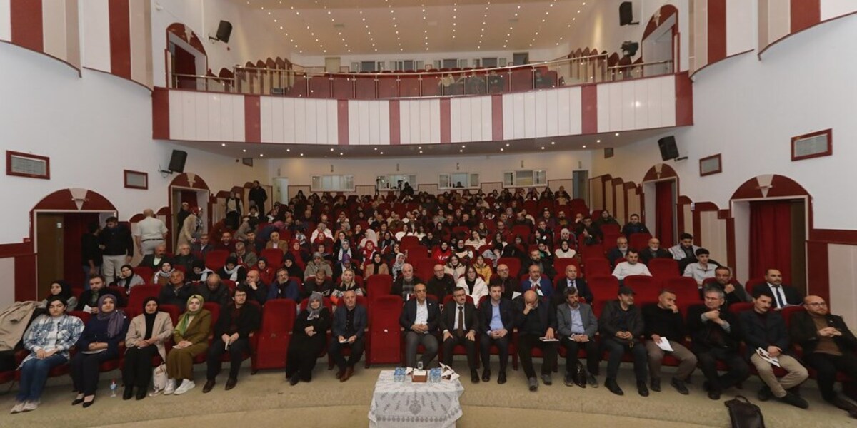 Filistin Şiir Gecesi Düzenlendi