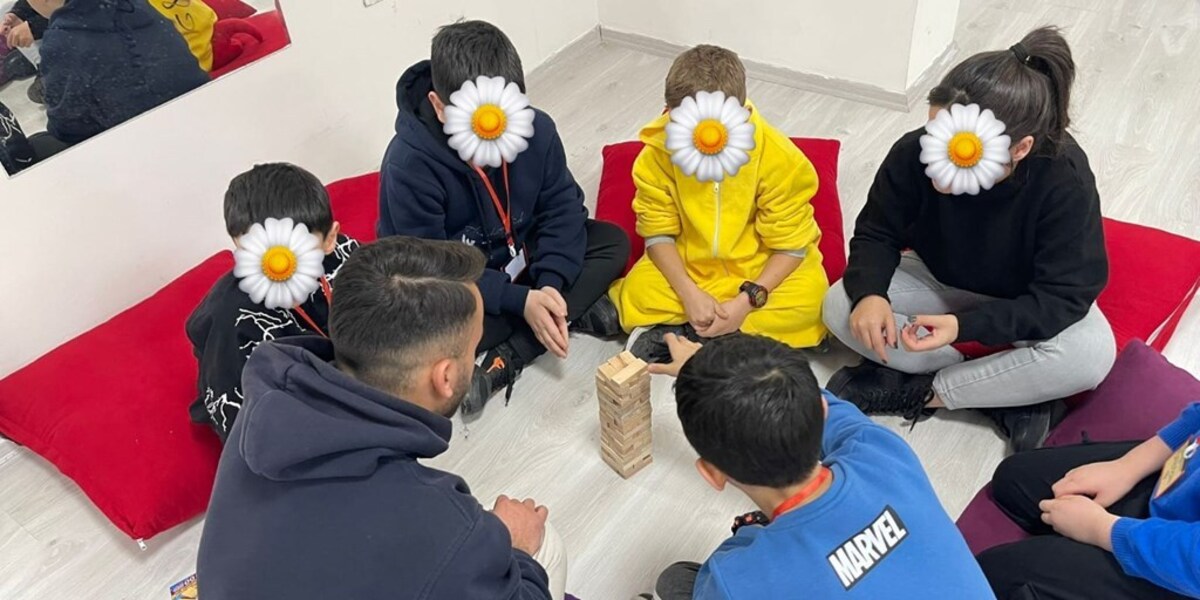 Gönül Bağından Sevgiye Uzanan Eller Projesi