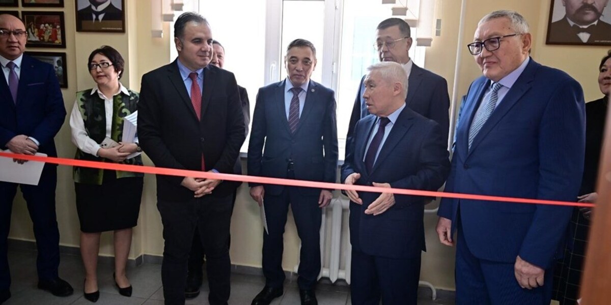 Kazakistan Avrasya Beşeri Bilimler Enstitüsüne Eğitim Desteği