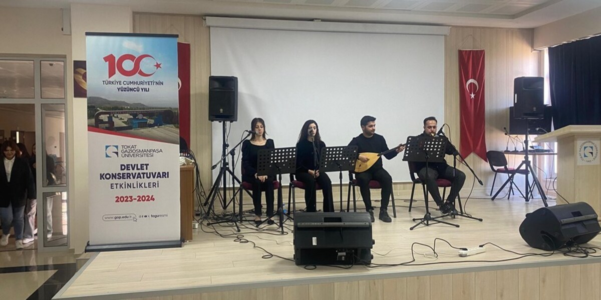 Turhal Uygulamalı Bilimler Fakültesinde Türk Halk Müziği Dinletisi Düzenlendi