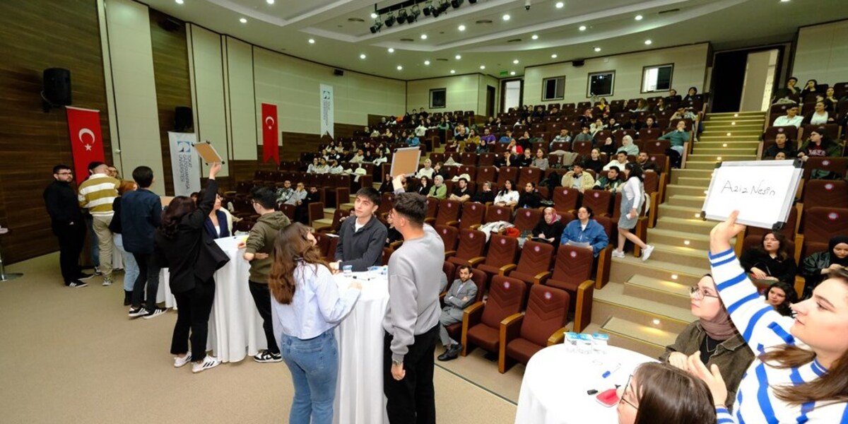 Hukukçular Yarışıyor Bilgi Yarışması Düzenlendi