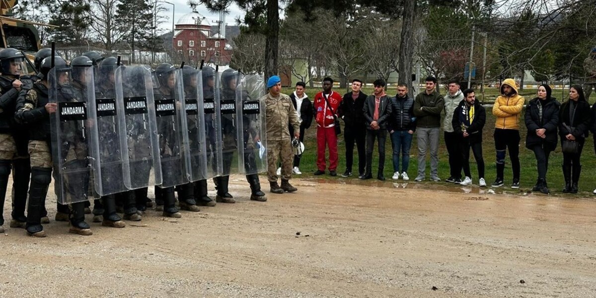 Adalet MYO’dan Tokat Jandarma Özel Harekât Tabur Komutanlığına Ziyaret