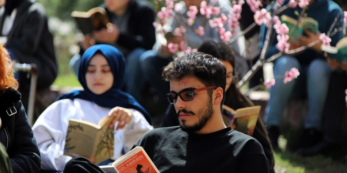 Kütüphane Haftasında Kitaplarımızı Birlikte Okuduk