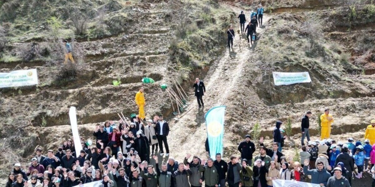 Öğrencilerimiz Dünya Ormancılık Günü ve Orman  Haftası Etkinliğine Katıldı