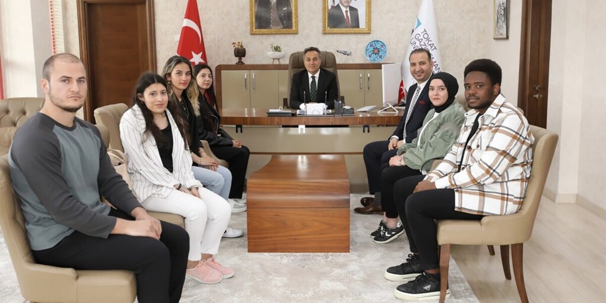 İşletme ve Ekonomi Kulübünden Rektörümüze Ziyaret