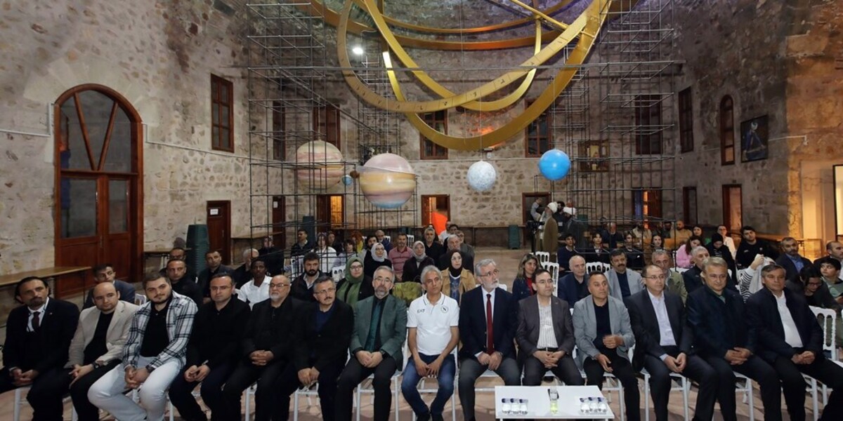 İrfan Sohbetleri Konuğu Prof. Dr. Ali BÜYÜKASLAN oldu