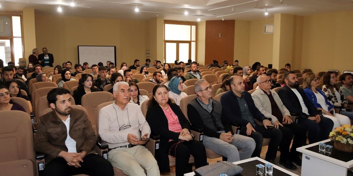 TÜBİTAK 2209 Proje Tanıtım Günleri Eğitimi