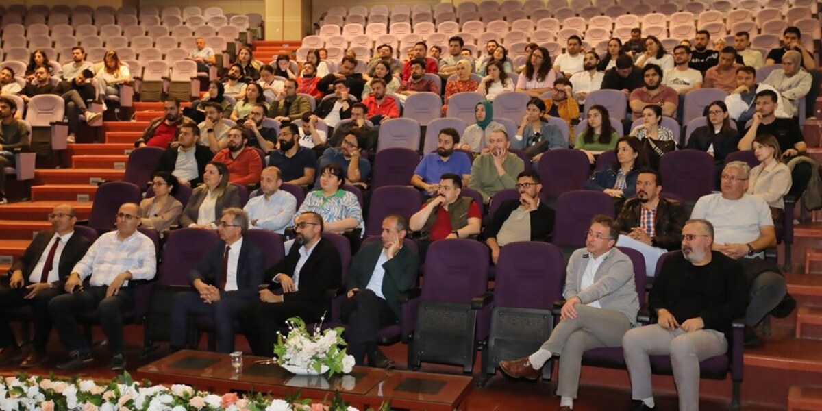 Sağlıkta Şiddet ve Tazminat Davaları Konferansı Gerçekleştirildi