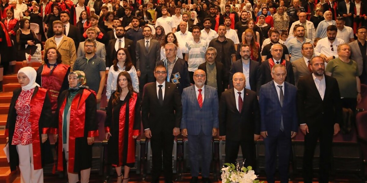 2023-2024 Eğitim Öğretim Yılı Mezuniyet Törenleri Başladı