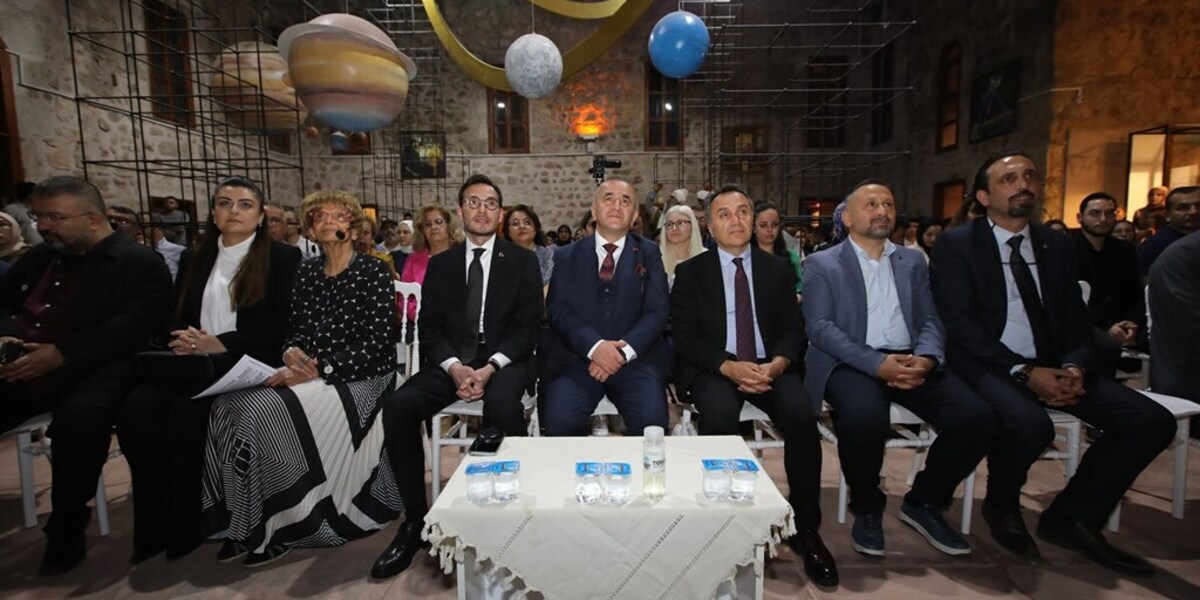 “Osmanlı’da Kentler ve Kent Hayatı” Konferansı Gerçekleştirildi