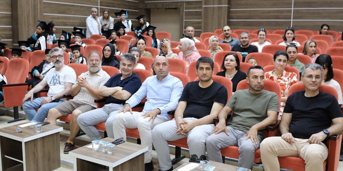2024 Çocuk Üniversitesi Mezuniyet Töreni Gerçekleştirildi