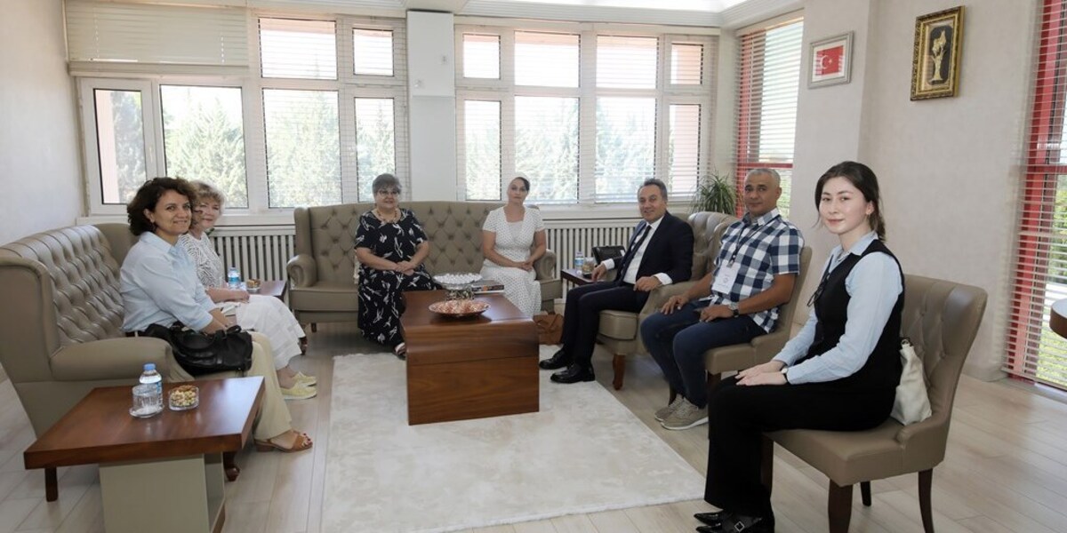 Kazakistan Baişhev Üniversitesi Rektöründen Ziyaret