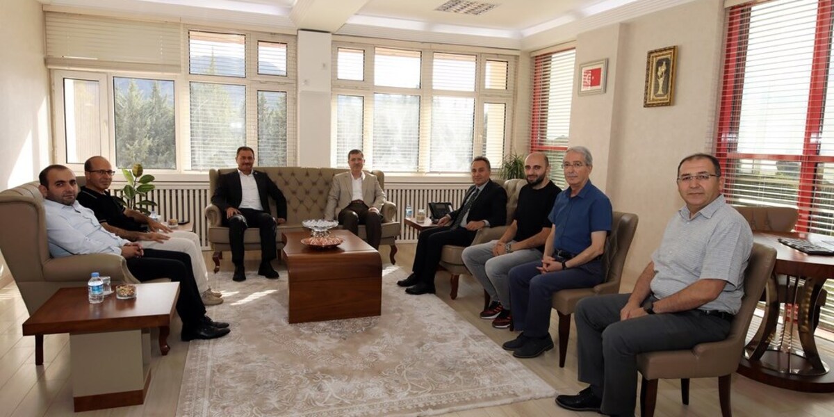 Milletvekillerimizden Üniversitemize Ziyaret