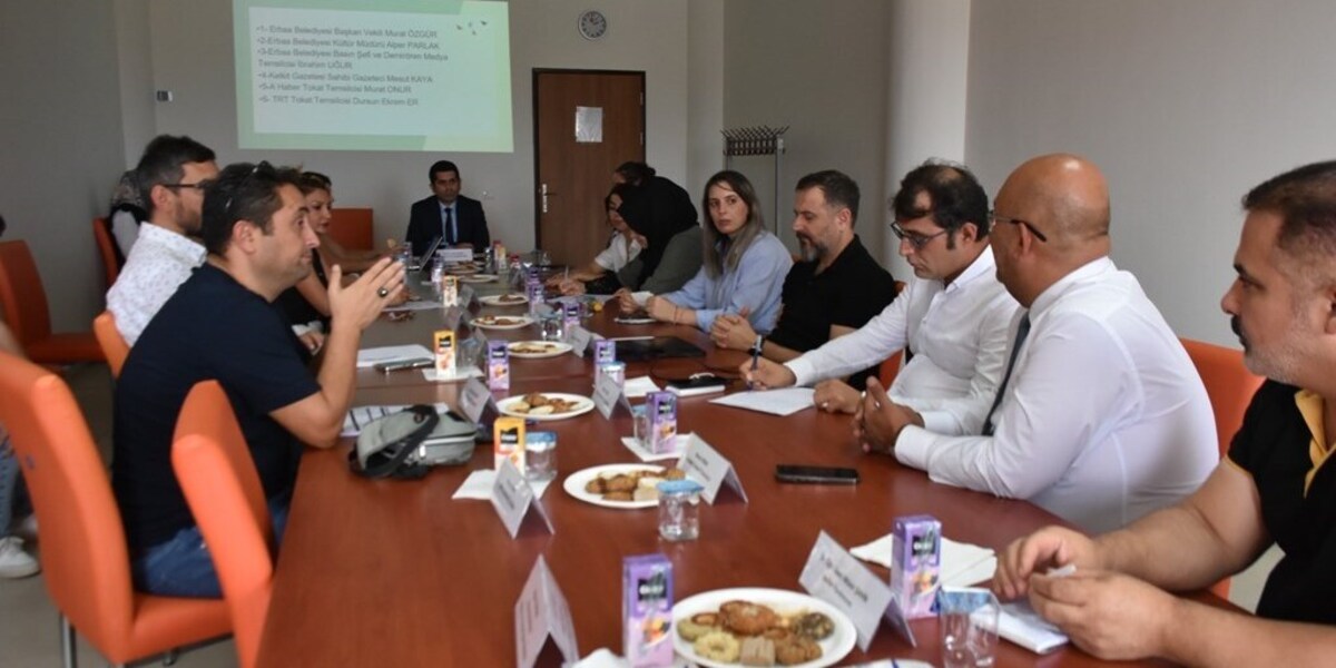 İletişim ve Tasarımı Programı Müfredat Güncelleme Çalıştayı Düzenlendi