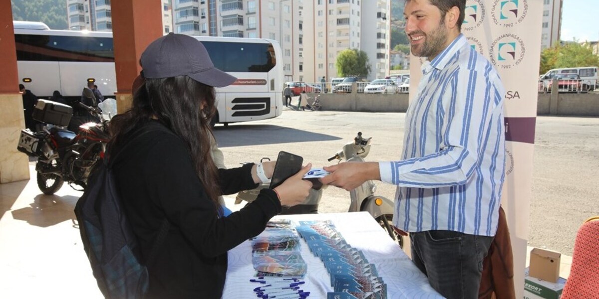 Yeni Gelen Öğrencilerimize Otogarda Karşılama