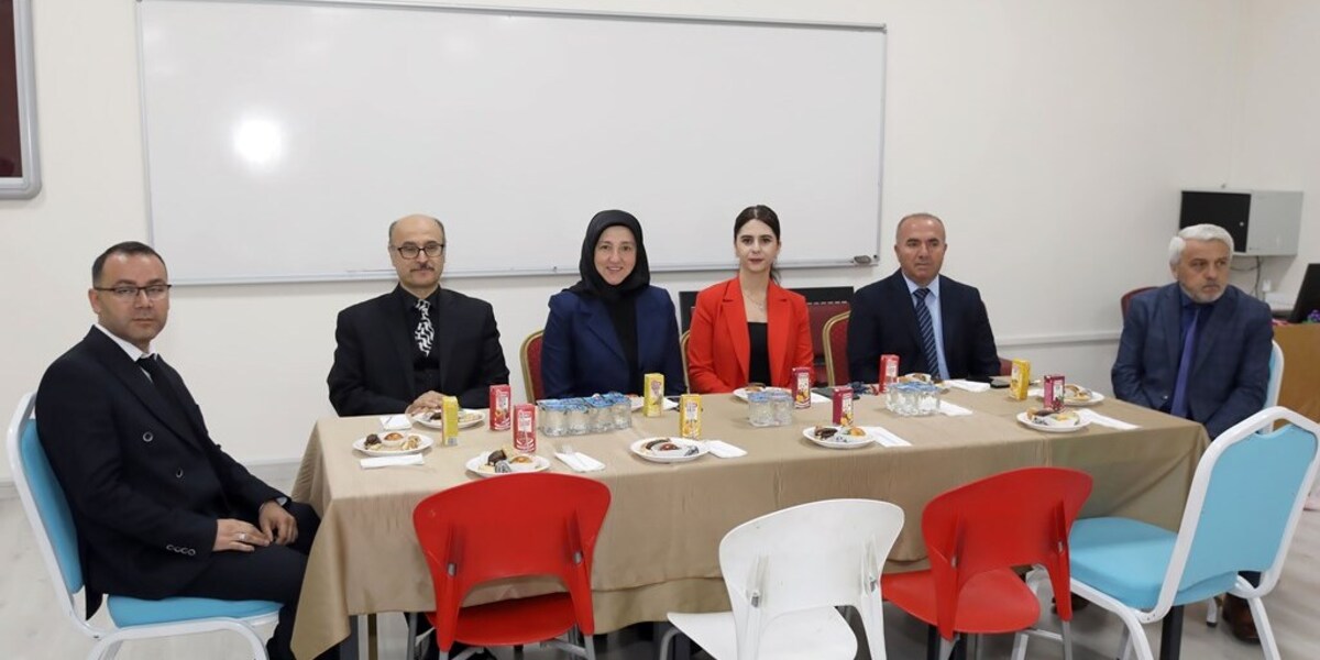 Üniversitemizden “Kız Çocuklarımız Dünyamız” Etkinliği