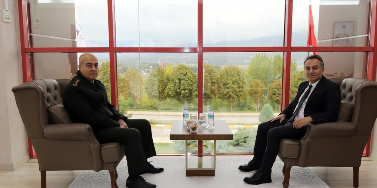 Garnizon Komutanımızdan Rektörümüze Veda Ziyareti