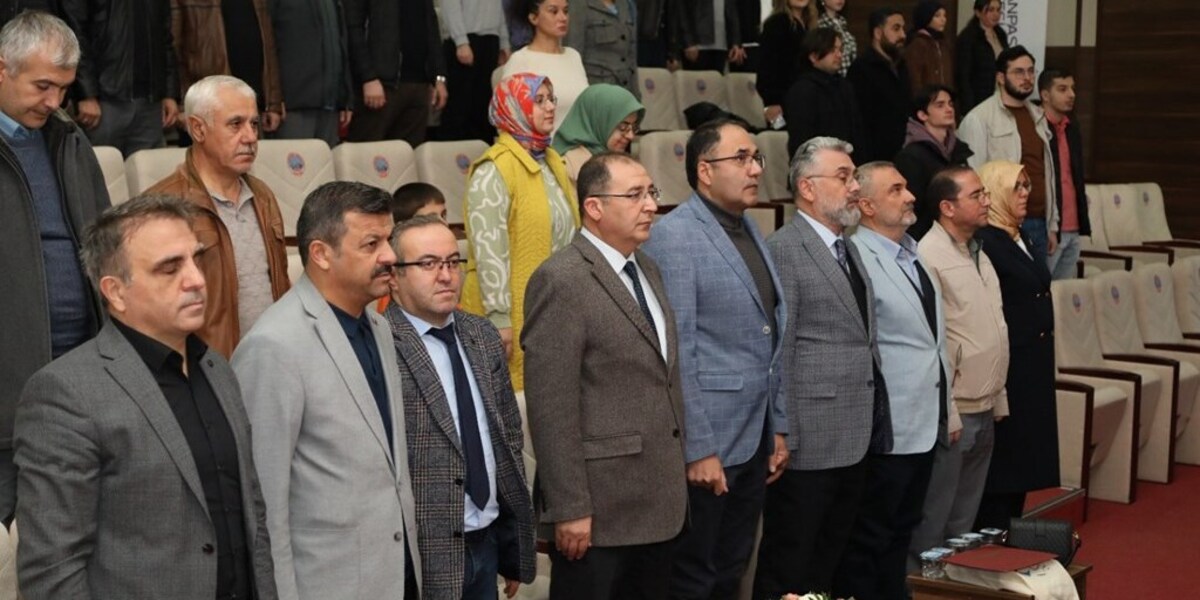 Üniversitemizden Kur’an Arkeolojisi Konferansı