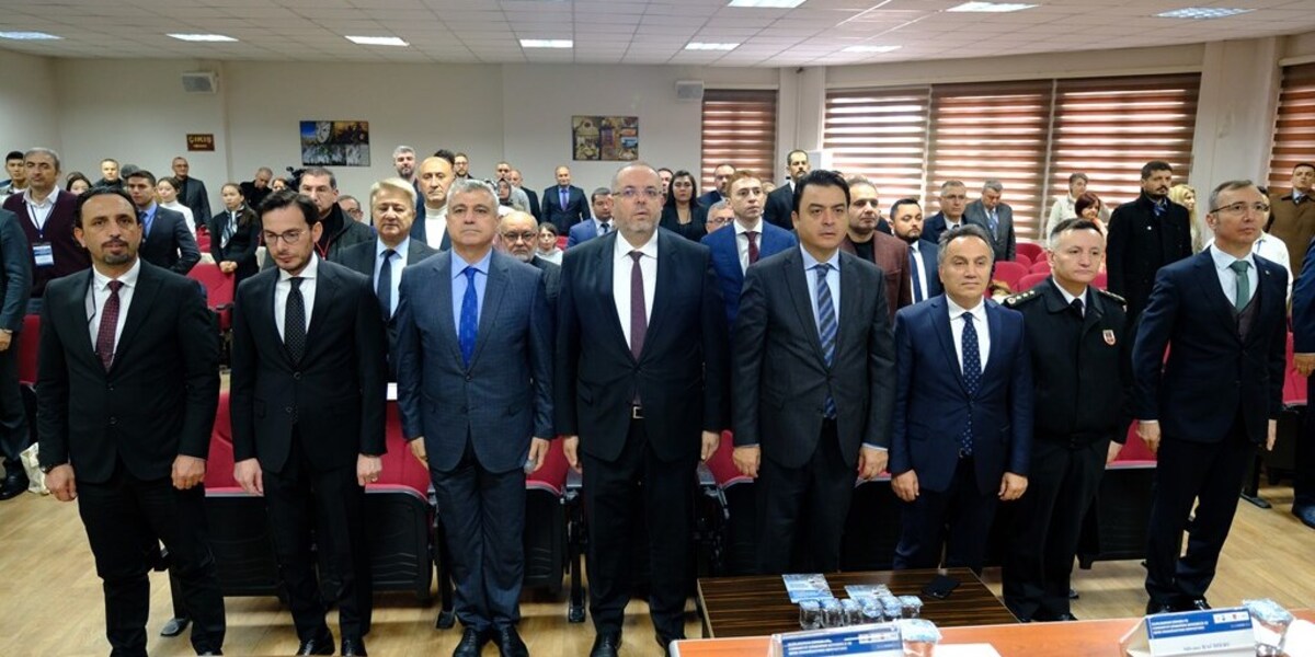 Üniversitemiz “Uluslararası Osmanlı ve Cumhuriyet Döneminde Seferberlik ve Sefer Organizasyonu Sempozyumuna” Ev Sahipliği Yaptı