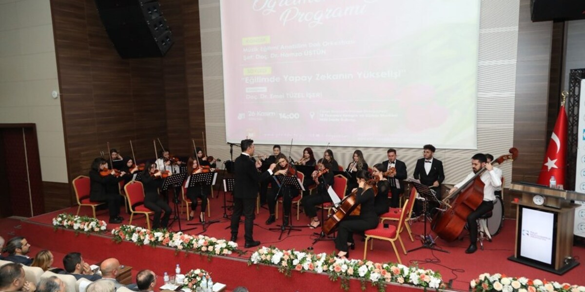 Üniversitemizden “Öğretmenler Günü” Programı