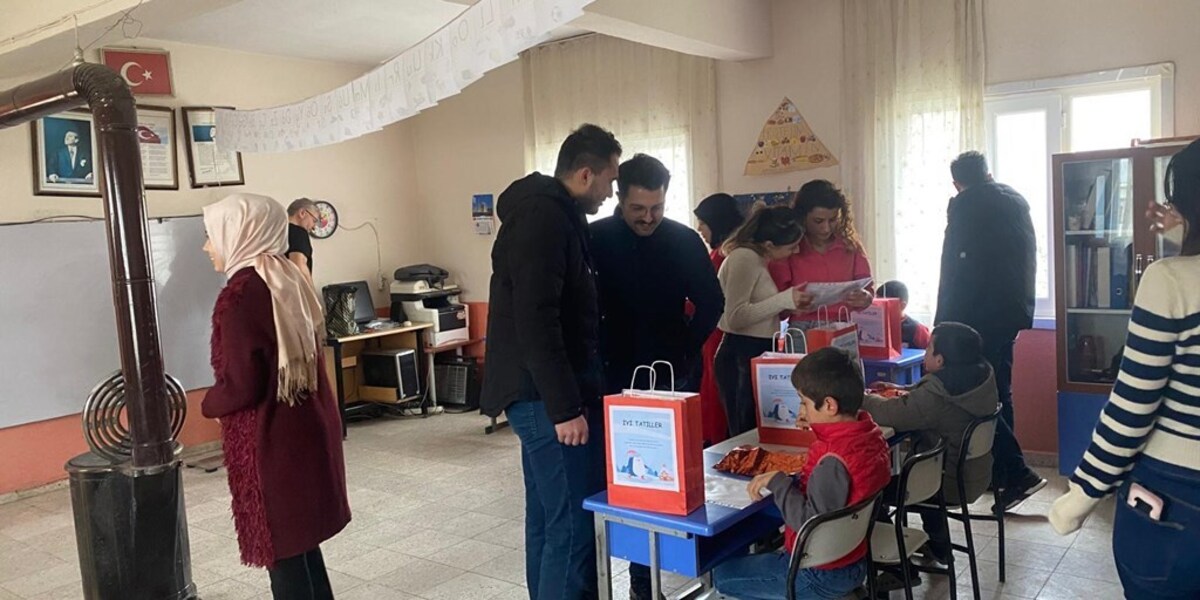 Üniversitemizden Kırsal Bölgelerde Sağlık Desteği Devam Ediyor