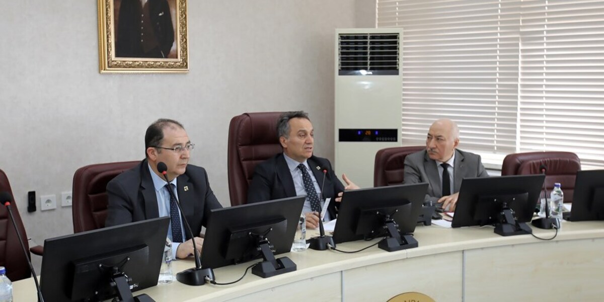 Rektörümüzden Meslek Yüksekokulları İçin Yeni Eğitim Stratejileri