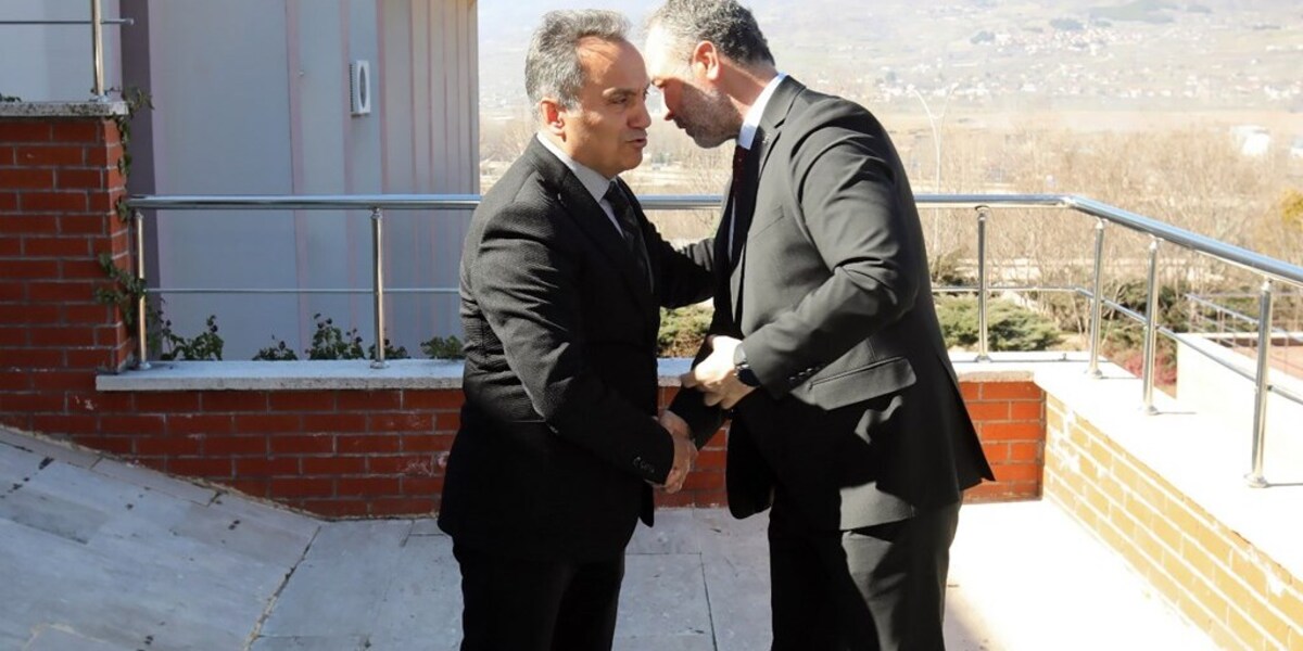 AK Parti İl Yönetiminden Rektörümüze Ziyaret