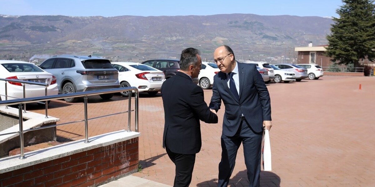 Gümüşhane Üniversitesi Rektöründen Rektörümüze Ziyaret