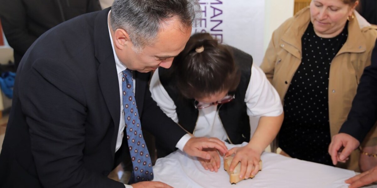 Birlikte Üretiyor, Gönülden Bağlanıyoruz: Nesilden Nesile Engelsiz Sanat