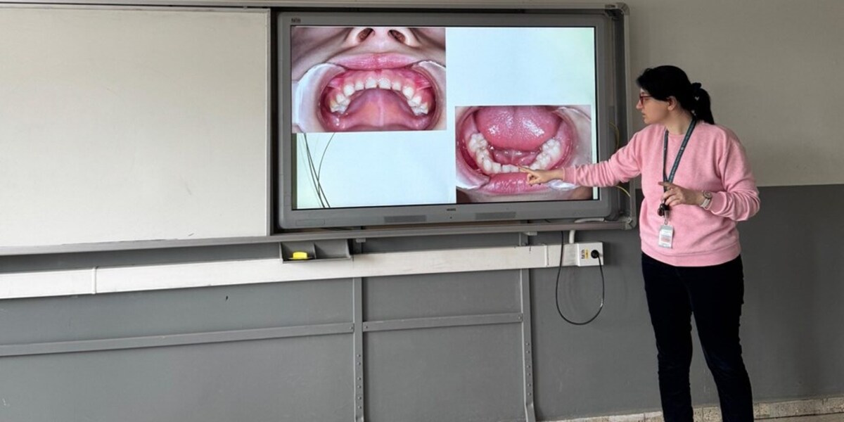 Üniversitemizden Ağız ve Diş Sağlığı İçin Örnek Sosyal Sorumluluk Projesi