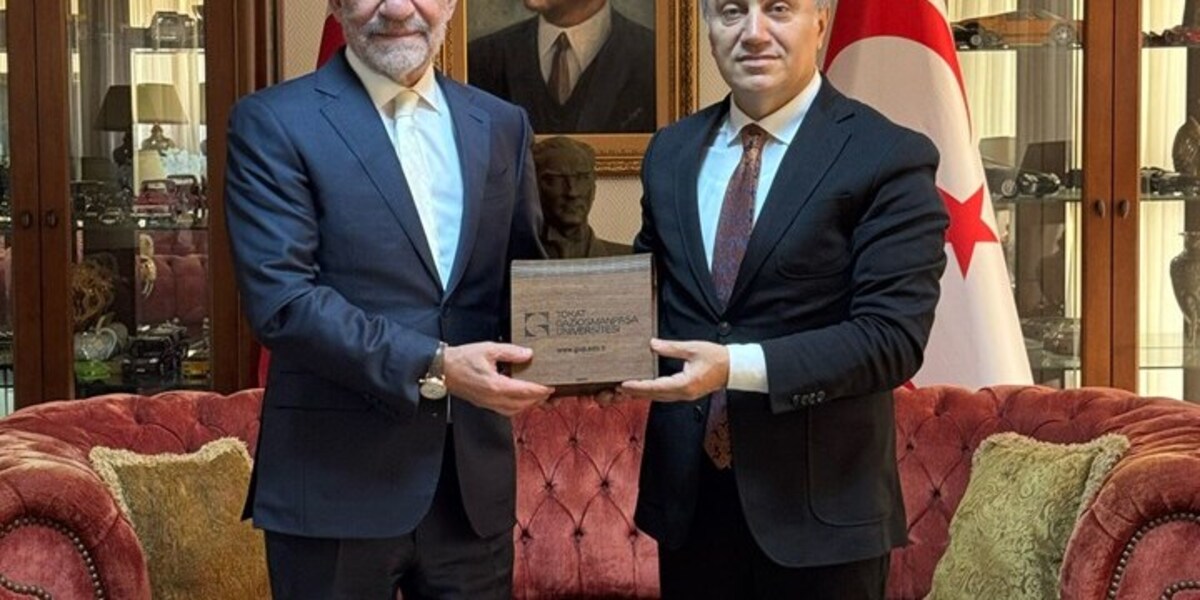 Üniversitemizden Yakın Doğu Üniversitesi ile İş Birliği Protokolü