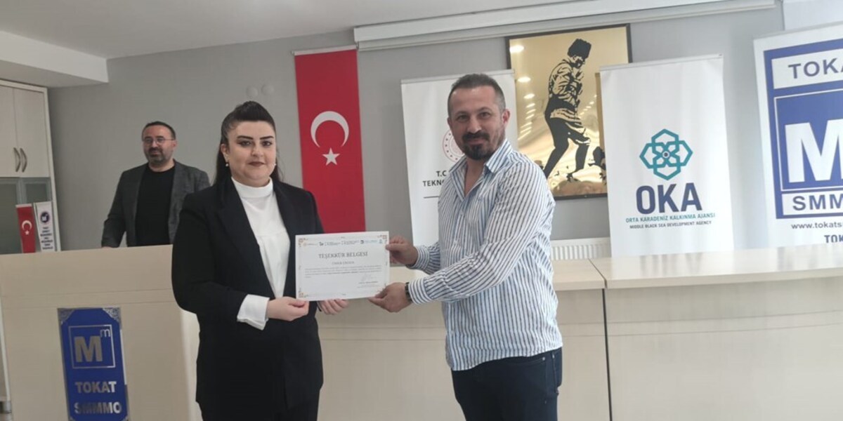 Dijital Muhasebe Eğitimini Başarıyla Tamamlayan Kursiyerlere Sertifikaları Verildi