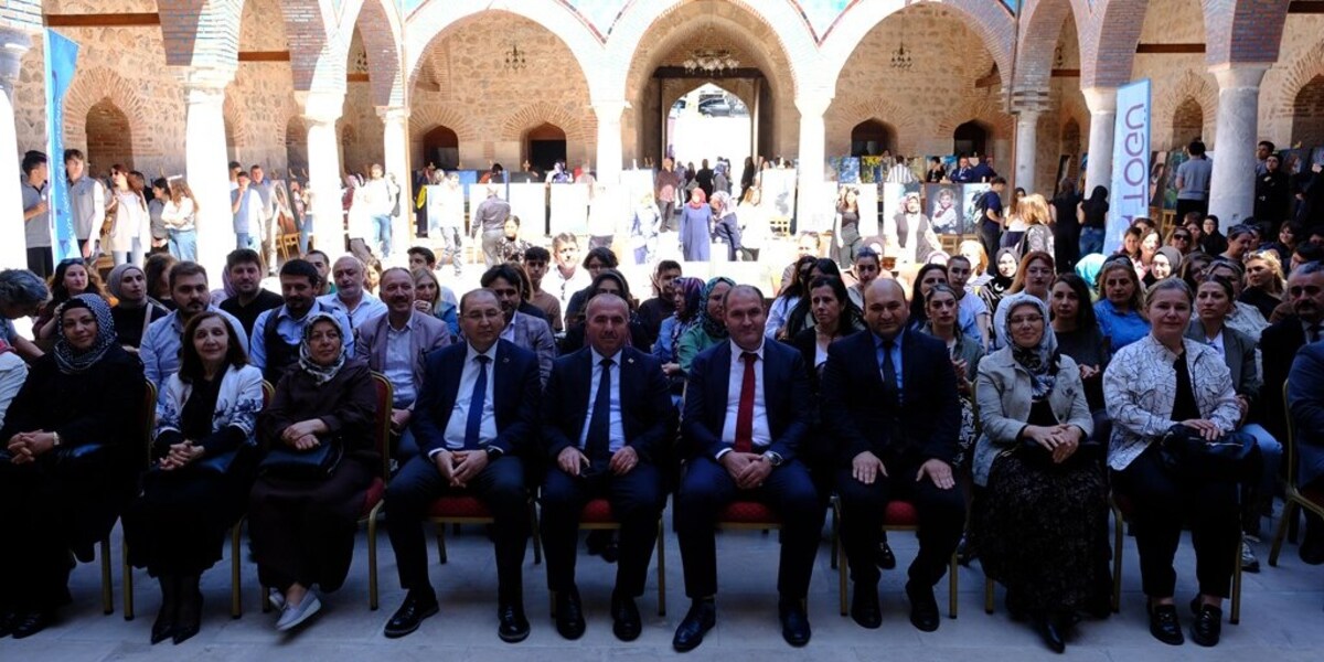 Gökmedrese`de Sanat Dolu Gençlik Haftası: Tarih, Müzik ve Geleneksel El Sanatları Buluştu