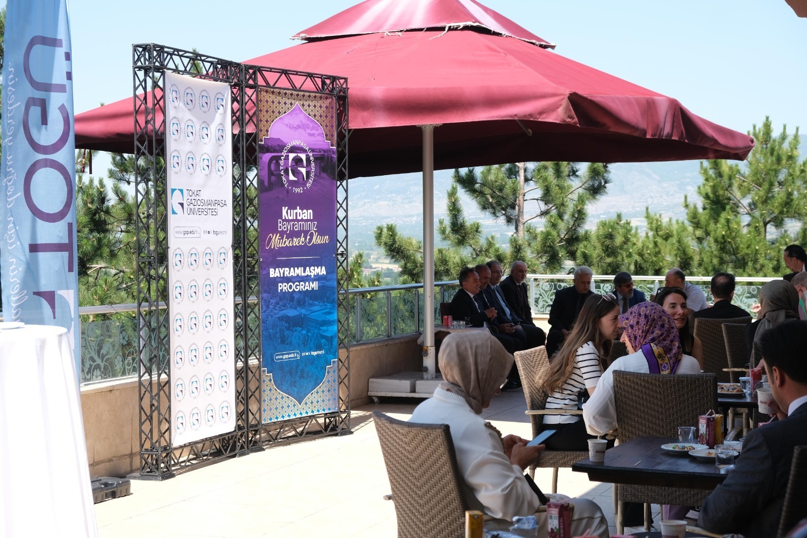 TOGÜ’de Bayram Buluşması: Rektörümüz, TOGÜ Ailesiyle Bayramlaştı