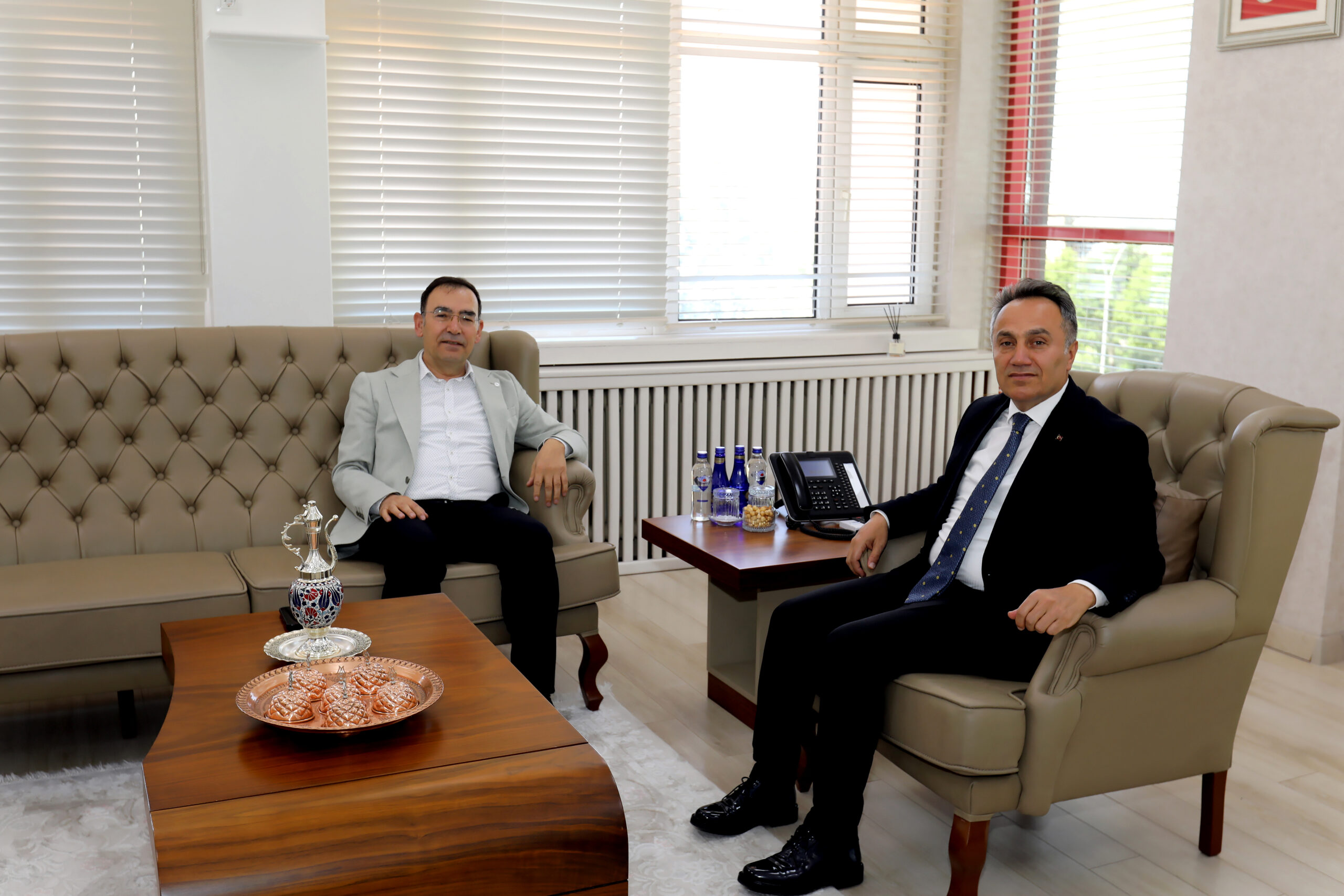 Vali Yardımcısı Osman Sarı’dan Rektörümüze Veda Ziyareti