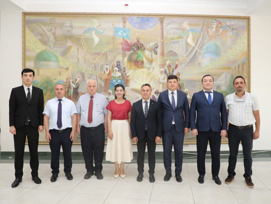 Üniversitemiz ve Taşkent Devlet Şarkşinaslık Üniversitesi Arasında Sınırları Aşan Turizm İş Birliği