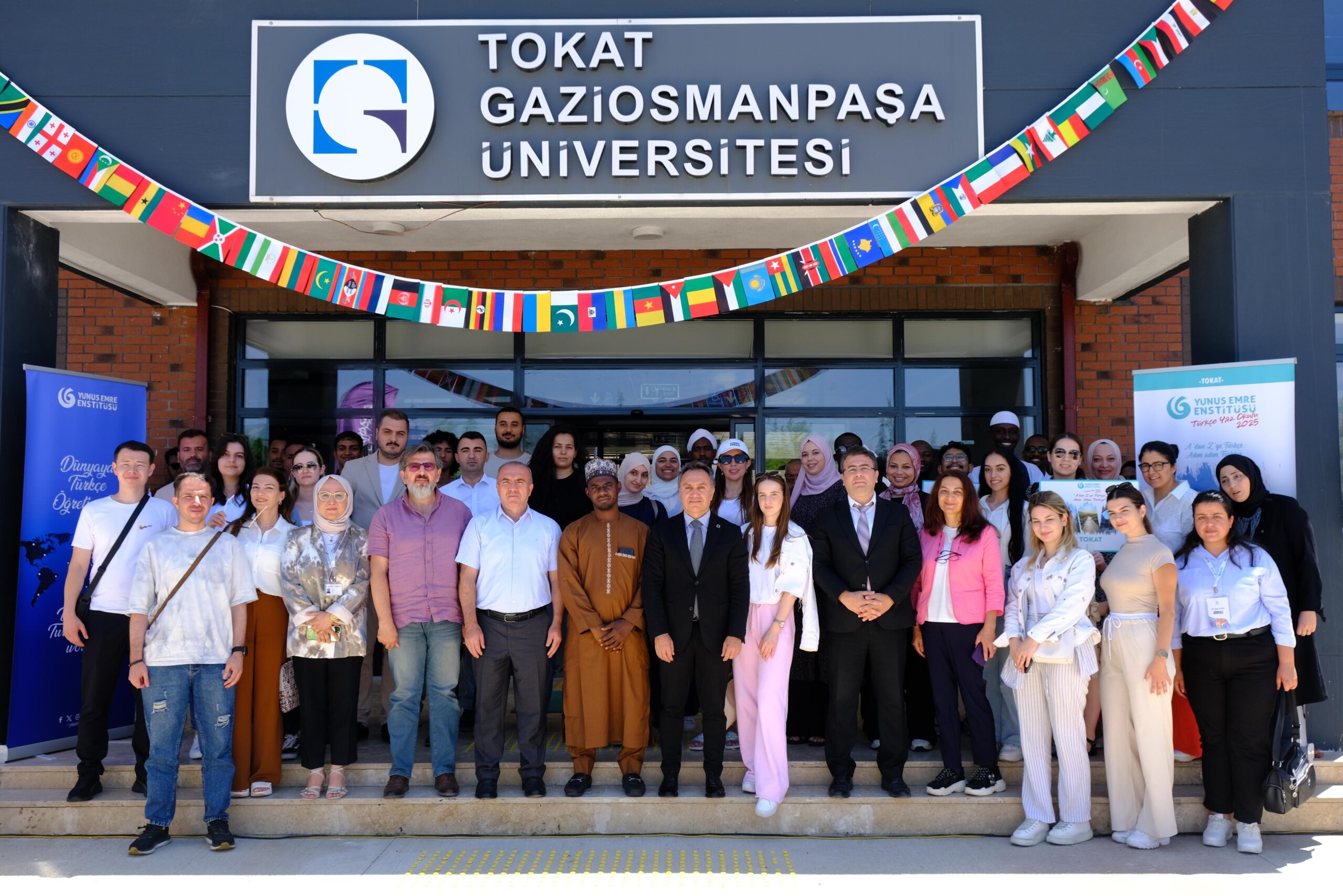 Üniversitemiz TÖMER Yaz Okulu Açıldı: 13 Ülkeden 19 Öğrenci Türkçe ve Türk Kültürüyle Buluştu