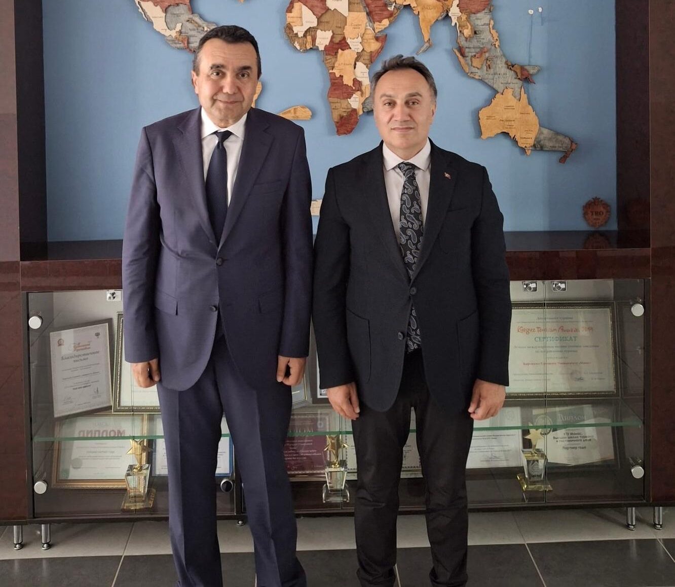 Rektörümüz Yılmaz’dan Kırgızistan-Türkiye Manas Üniversitesine Ziyaret