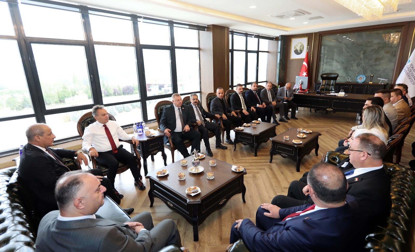 Musul Belediyesi Heyetinden Rektörümüze Ziyaret