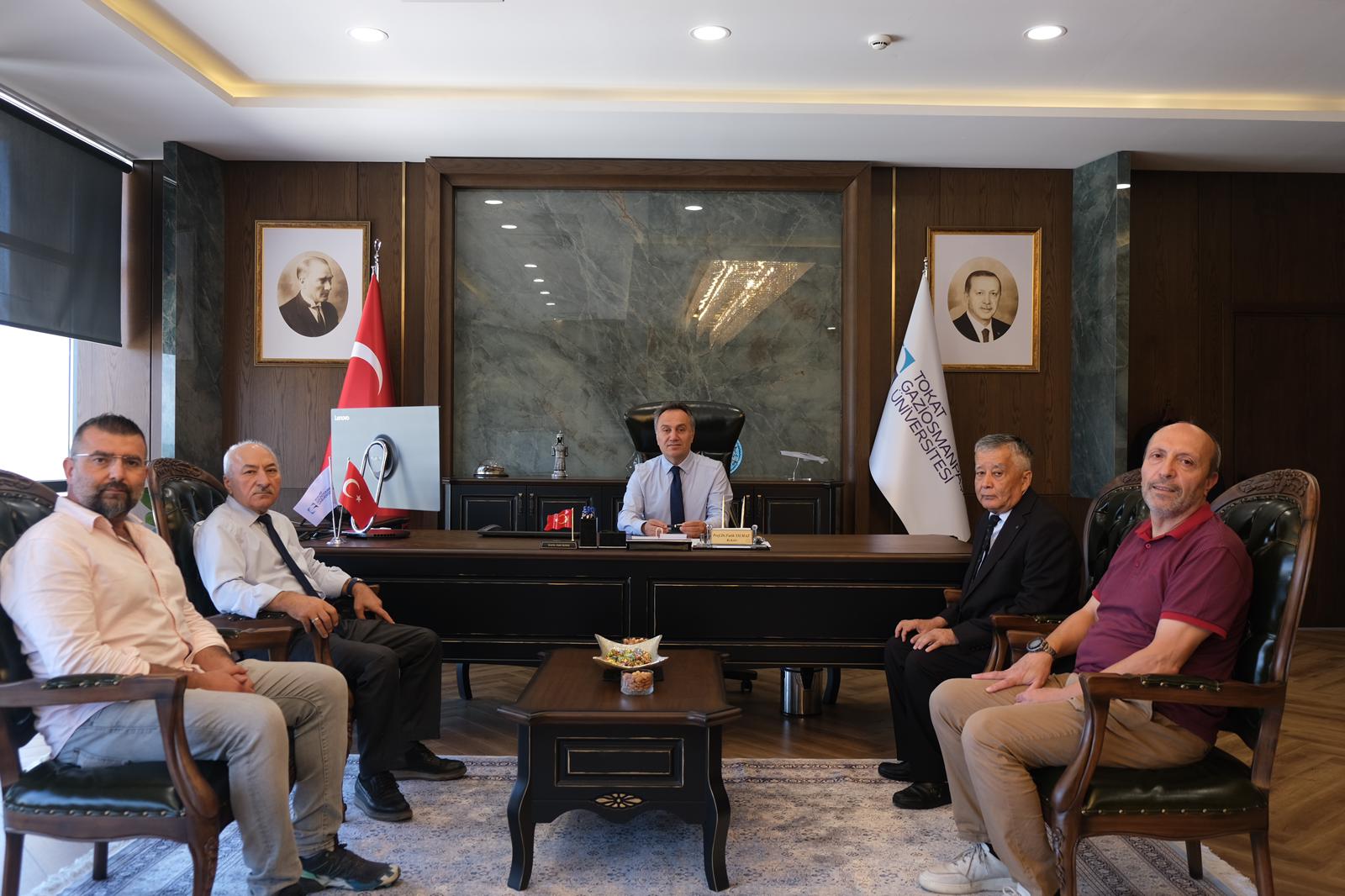 Semerkand Üniversitesi Öğretim Üyesinden Rektörümüze Ziyaret