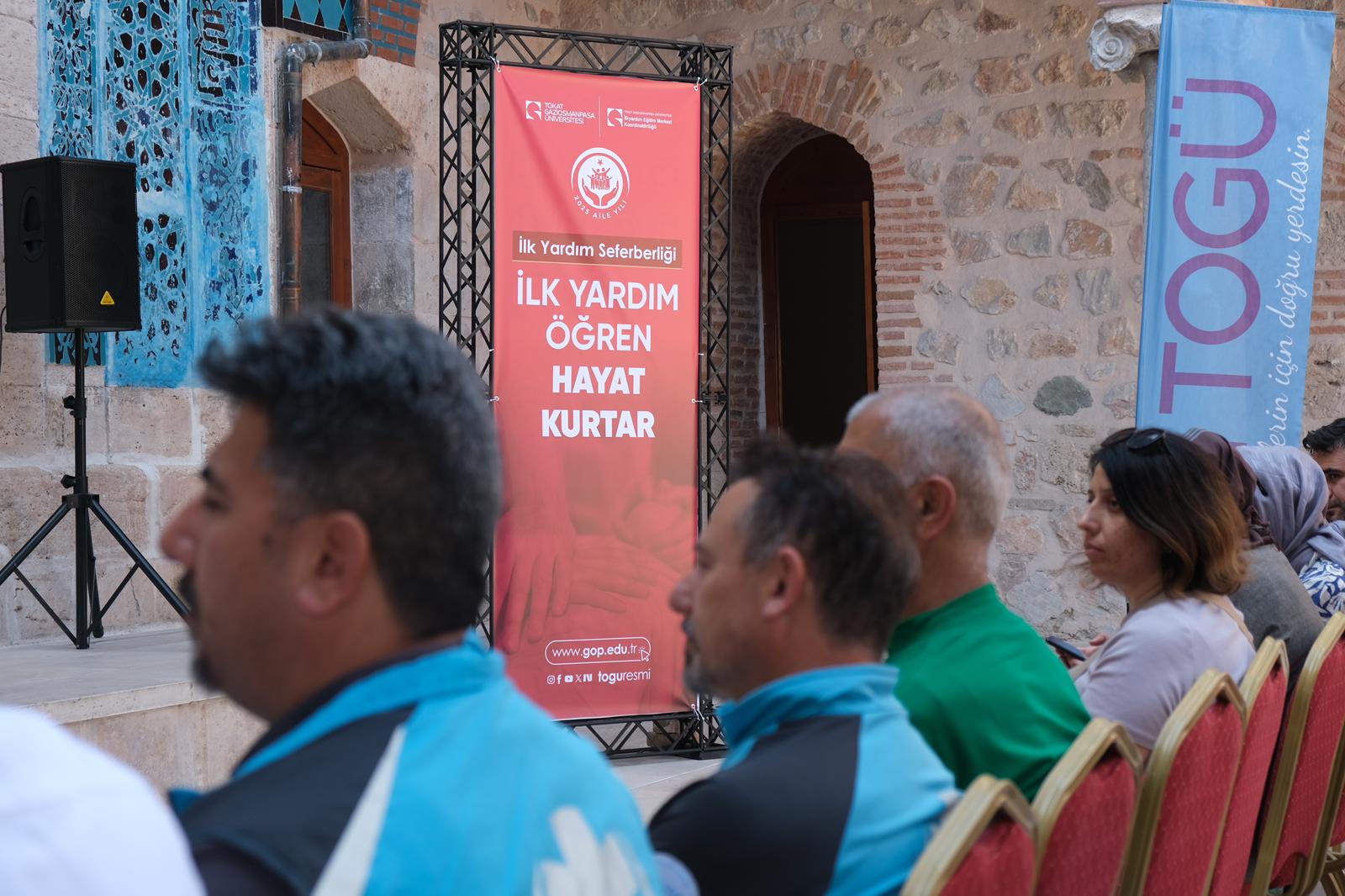 Üniversitemizden İlkyardım Seferberliği: “İlkyardım Öğren, Hayat Kurtar”