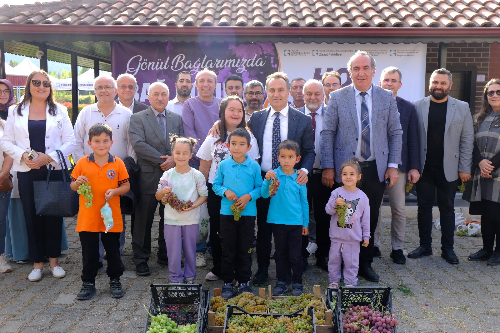 Hasatta Emek, Gönüllerde Birlik: TOGÜ’de Bağ Bozumu Şenliği