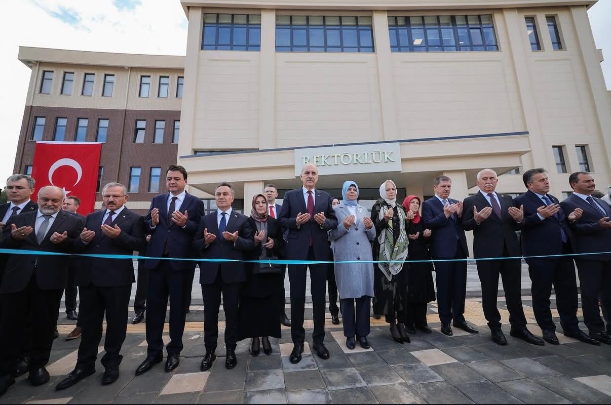 TBMM Başkanımız Numan Kurtulmuş, Üniversitemizin Yeni Rektörlük Binasının Açılışını Gerçekleştirdi
