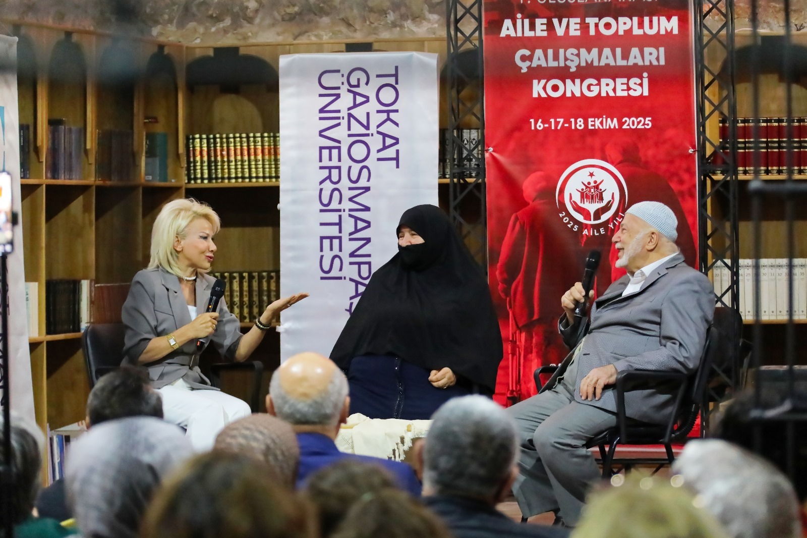 Üniversitemiz Ev Sahipliğinde “Ömür Dediğin” Söyleşisi Gerçekleştirildi