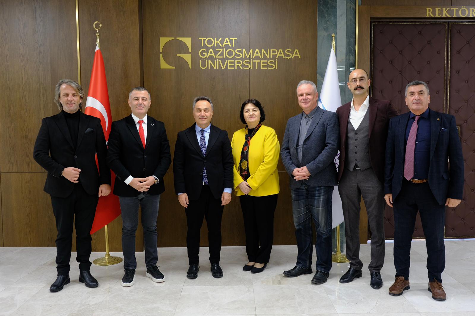 Balkan Derneği Heyetinden Rektörümüze Ziyaret