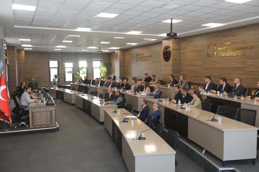 Üniversitemizden Meslek Yüksekokullarında Nitelikli Eğitim İçin Ortak Adım