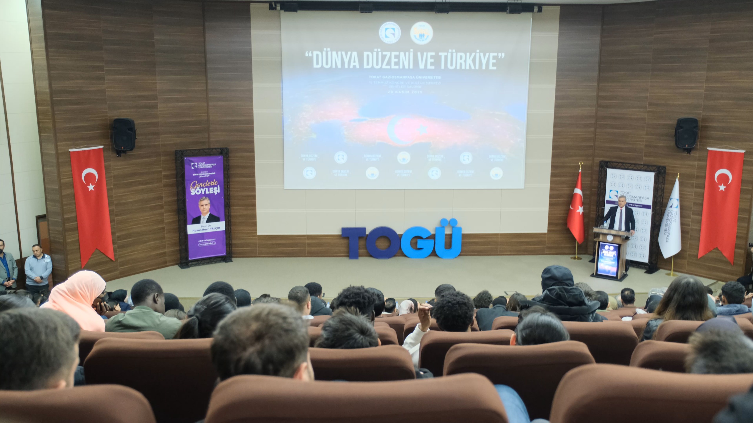 Üniversitemizden 20 Kasım’a Özel Söyleşi: “Dünya Düzeni ve Türkiye”