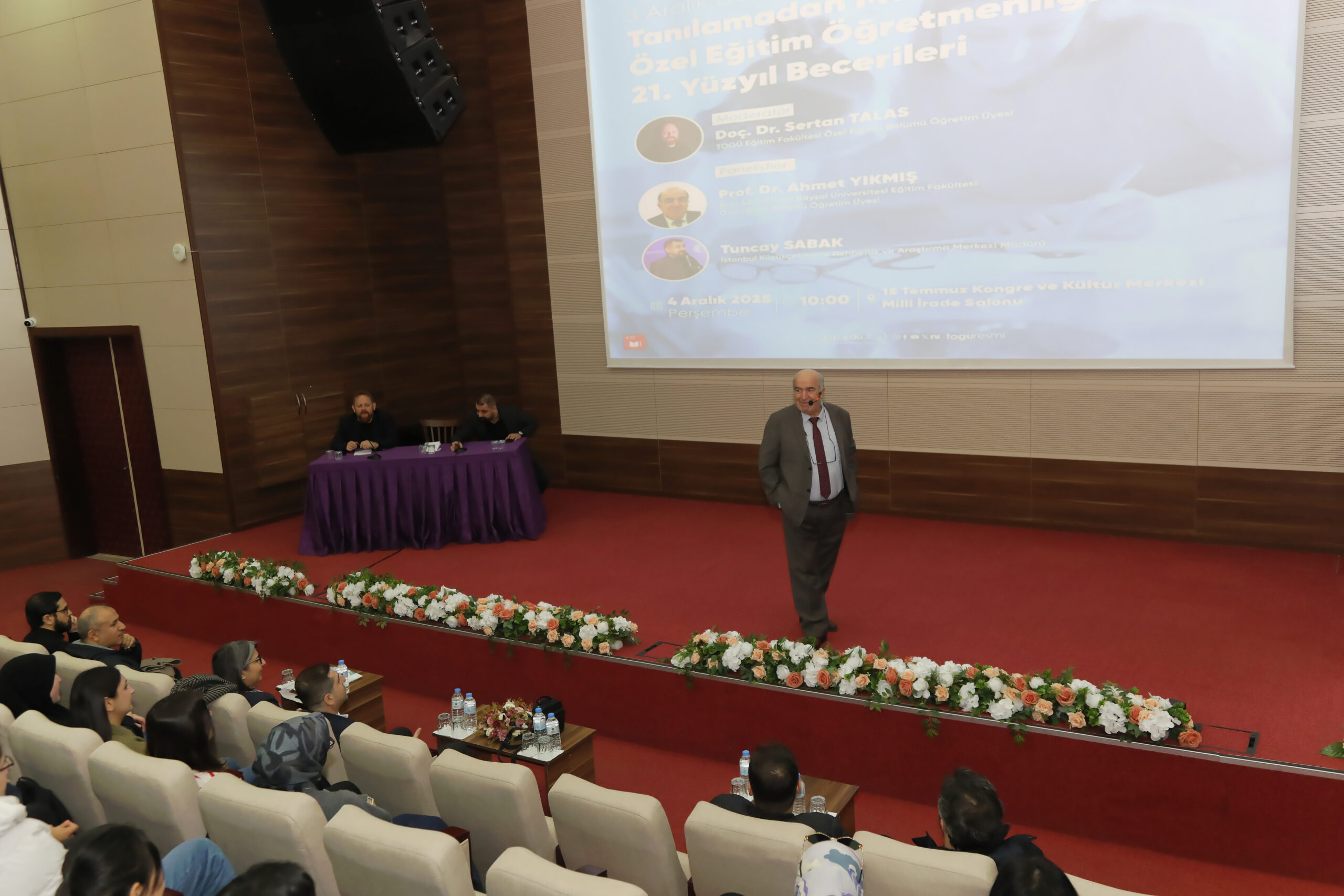 Üniversitemizden 3 Aralık Dünya Engelliler Günü Paneli: “Tanılamadan Müdahaleye Özel Eğitim Öğretmenliği ve 21. Yüzyıl Becerileri”