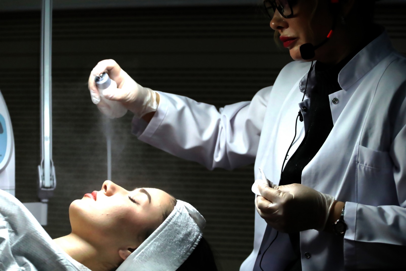 Üniversitemizden “Saç Bakımı ve Güzellik Uygulamaları” Semineri